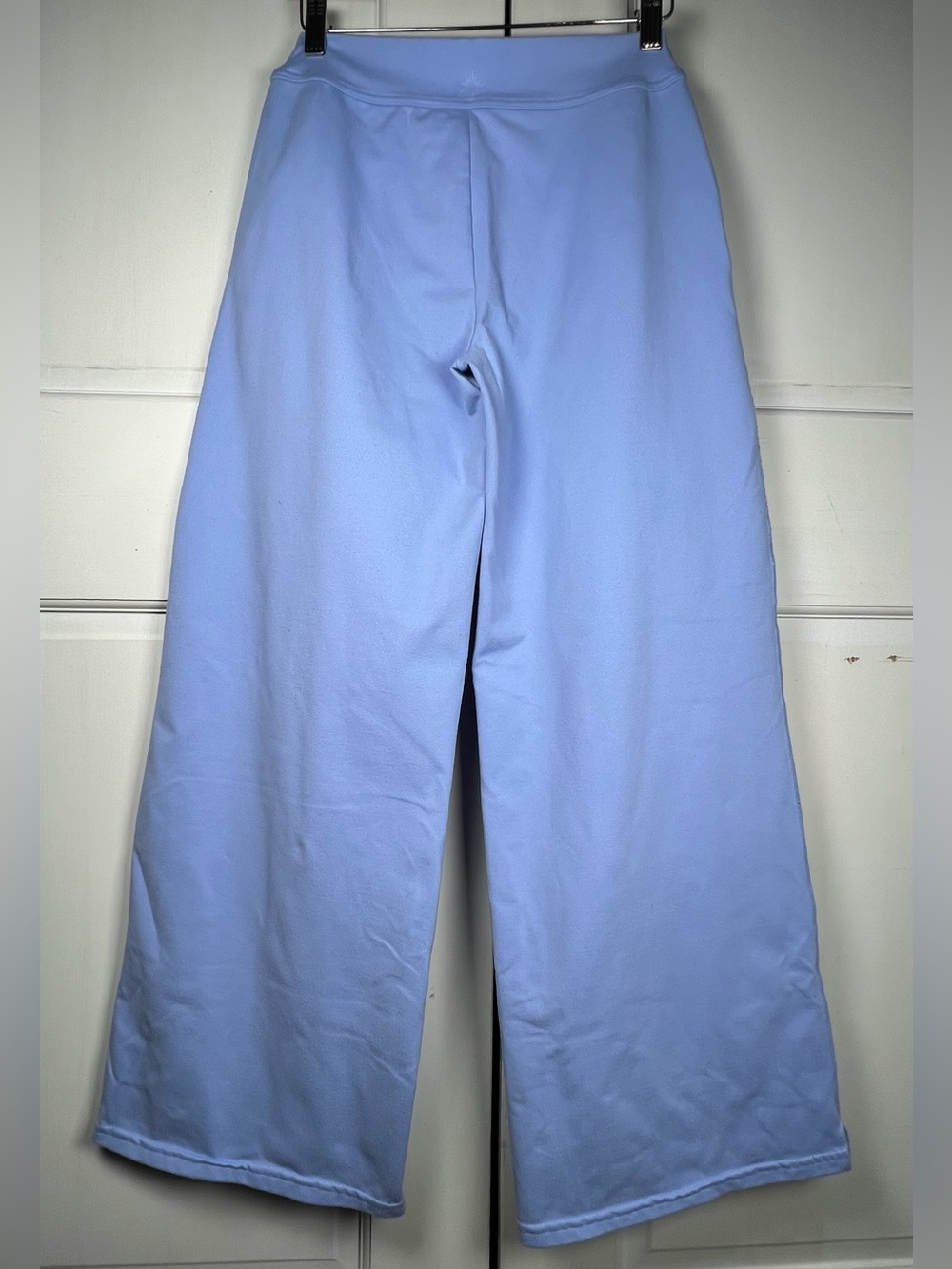Offline By Aerie Women’s The Hugger Trouser Color Ocean Sky Size Small Short - Picture 2 of 9